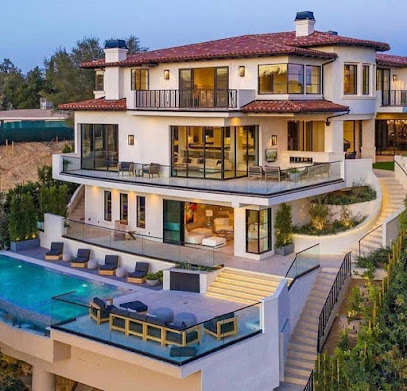 boing luxury estate