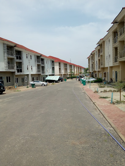 Brains and Hammers Estate III, Apo