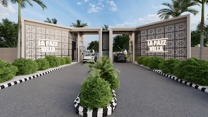 La Pazz Villa, Estate